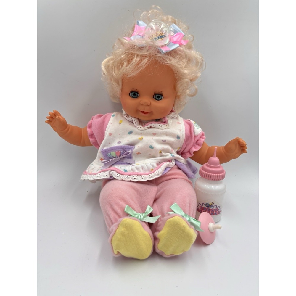 VINTAGE 1989 IDEAL NURSERY BABY BUBBLES 16" DOLL‎ OUTFIT Bottle & Pacifier